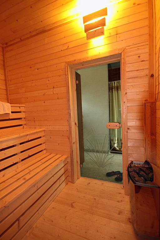 Yan Bibiyan Guest House Negushevo Exterior photo